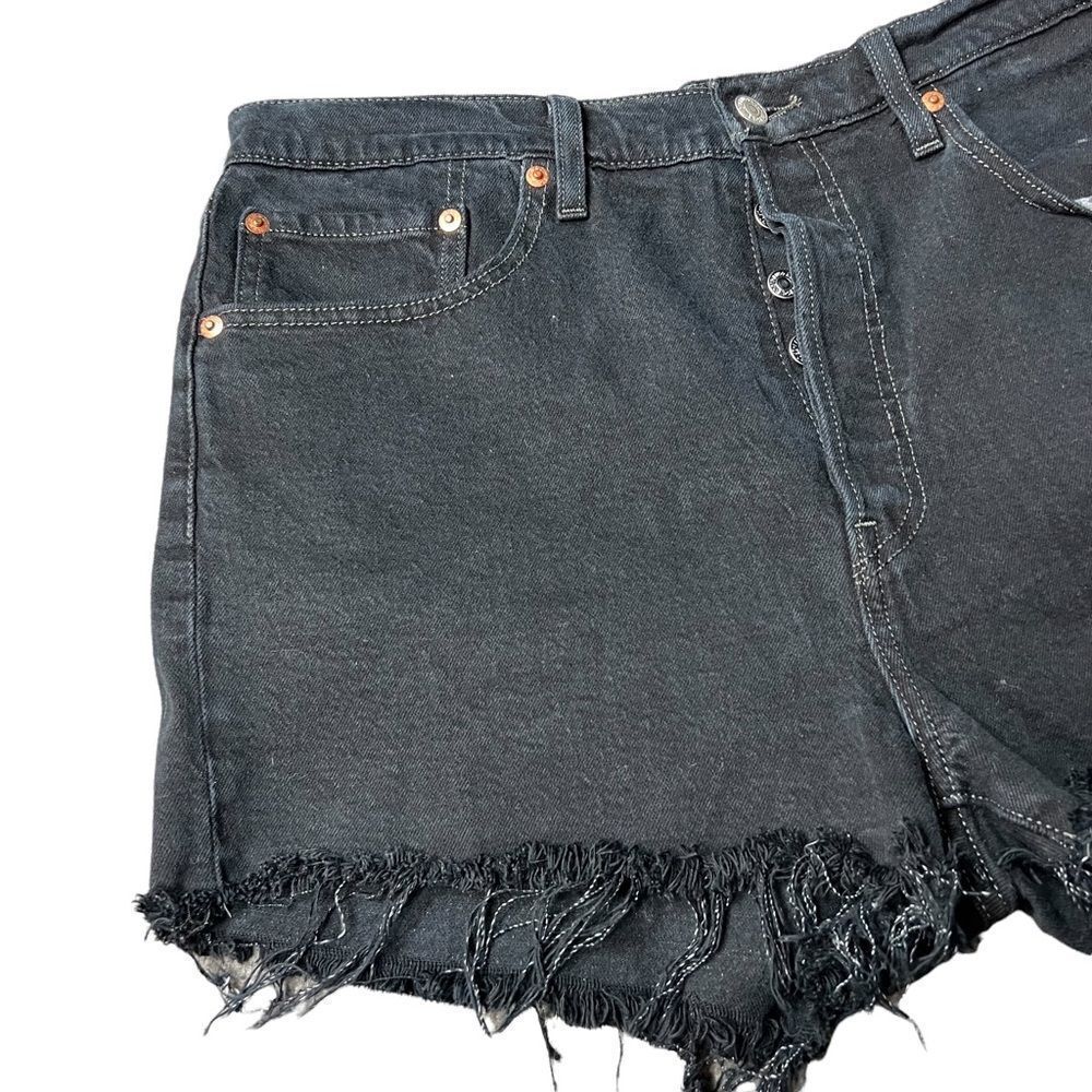 Levi’s 501 Black Frayed Hem Denim Shorts - Picture 4 of 8